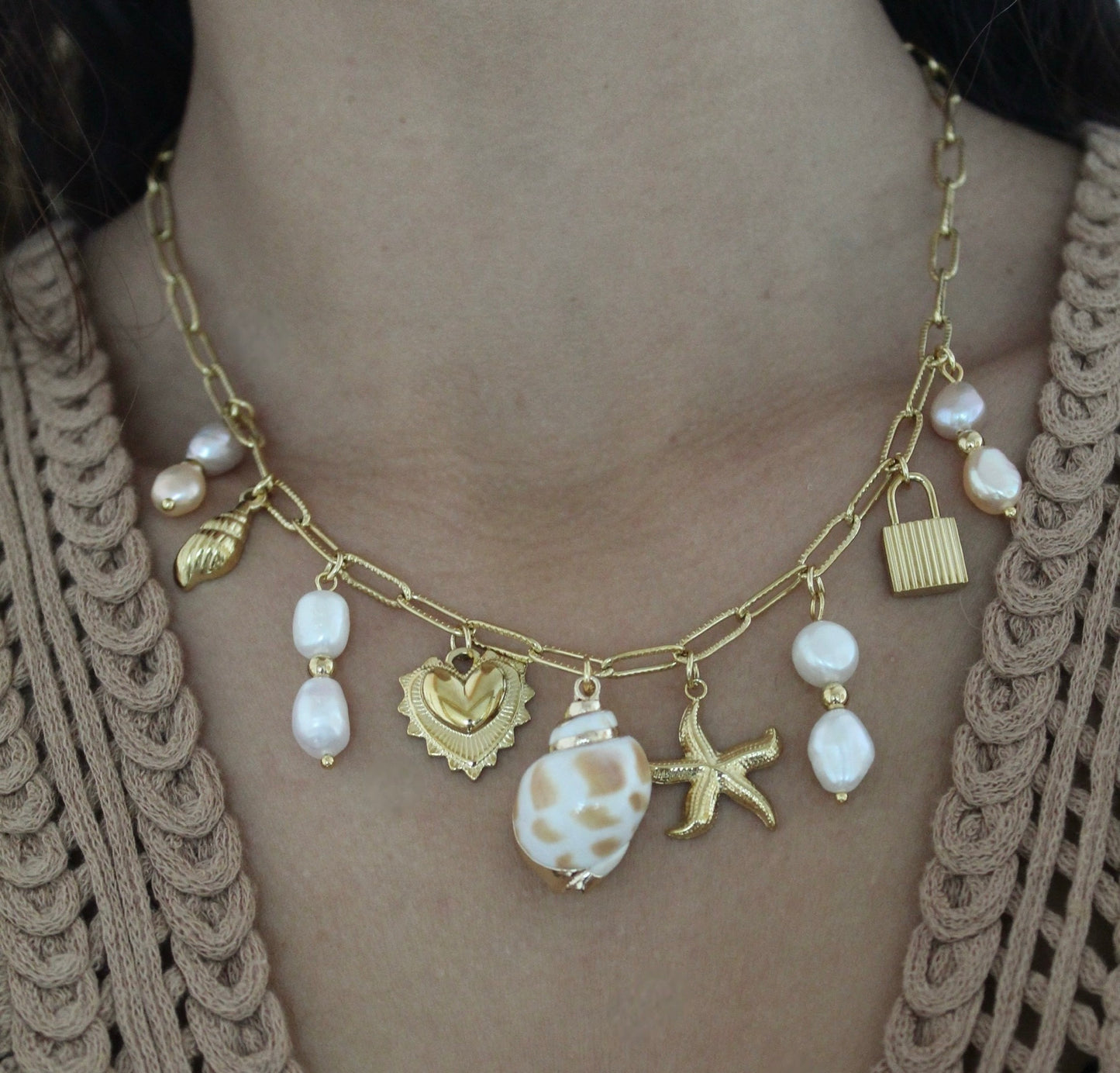 Collier breloques Corail